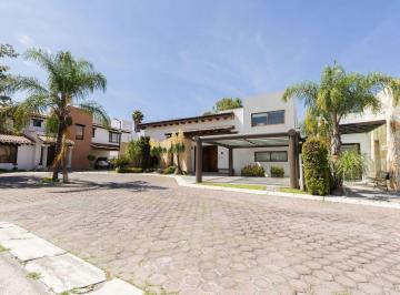 Casa de 5 habitaciones, Puebla · ¡Casa en Venta en Zavaleta!