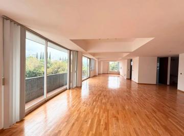Departamento · 220m² · 2 Recámaras · 2 Estacionamientos · Departamento en Venta en Bosques de Las Lomas