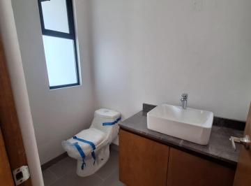 Casa · 200m² · 3 Recámaras · 1 Estacionamiento · Casa en Residencial Sierra Nogal