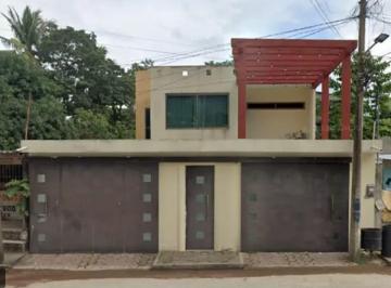 Casa de 4 habitaciones, Tuxtla Gutiérrez · Casa en Venta