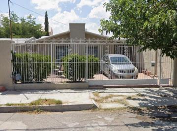 Casa de 3 habitaciones, Juárez · Propiedad en Venta en Calle Villa Hermosa 1815 Chihuahua