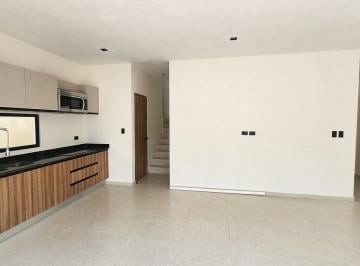 Casa · 184m² · 4 Recámaras · 2 Estacionamientos · Casa en Venta en Mérida, Tixcacal | 4 Recámaras Entrega Inmediata | Piscina