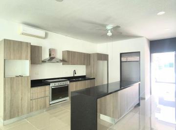 Casa en condominio de 4 habitaciones, Cancún · Casa en Venta 3 Recamaras 3.5 Baños Estudio Alberca, Residencial Aqua Huayacan Cancun