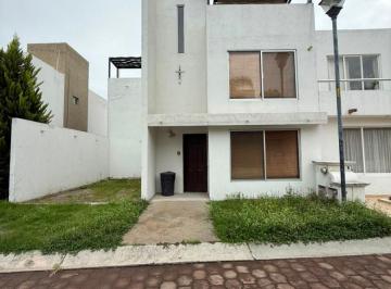 Casa de 5 habitaciones, Corregidora · Casa Amplia en Renta en Corregidora Queretato