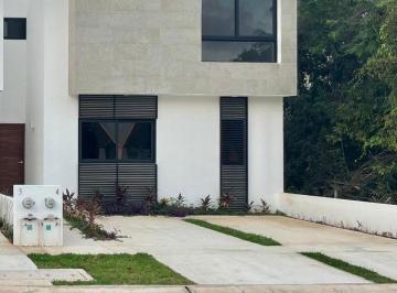Casa · 147m² · 3 Recámaras · 2 Estacionamientos · Casa en Renta en Residencial Arbolada
