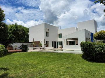 Casa · 1117m² · 5 Recámaras · 8 Estacionamientos · Casa en Venta en Real de Tezoyuca, Morelos