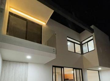 Casa · 220m² · 3 Recámaras · 2 Estacionamientos · Casa en Condominio en Zona Norte de Cuernavaca