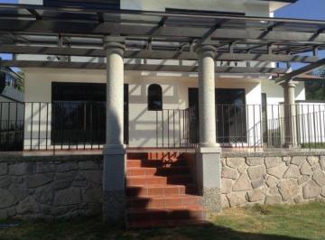 Casa · 536m² · 4 Recámaras · 3 Estacionamientos · Casa - Zona Esmeralda
