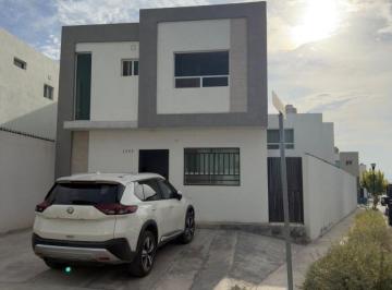 Casa de 2 habitaciones, Ramos Arizpe · Bonita Casa en Fracc. Privado Bonterra