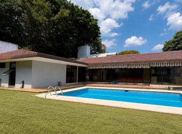 Casa de 2 habitaciones, Cuernavaca · Amplia Casa Dentro de Provincias del Canadá
