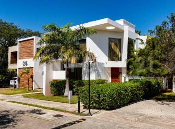 Casa · 340m² · 4 Recámaras · Venta Villa Bambú – Residencia Privada en Venta en Playa del Carmen Pg0826