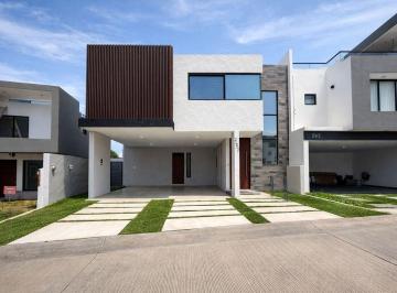 Casa en condominio · 237m² · 3 Recámaras · 2 Estacionamientos · Casa en Venta en Punta Tiburón