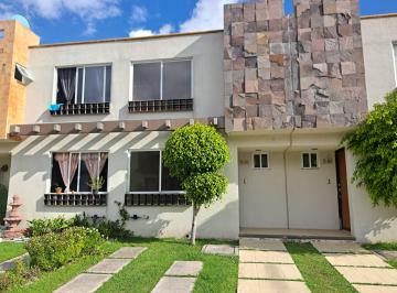 Casa en condominio de 3 habitaciones, Puebla · Casa en Renta Bosques de Chapultepec