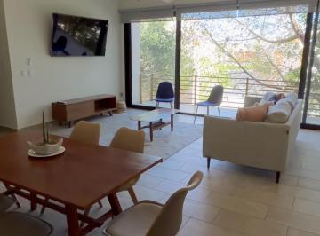 Departamento · 200m² · 3 Recámaras · 2 Estacionamientos · Departamento Penthouse Amueblado en Renta