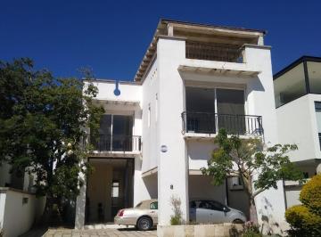 Casa de 4 habitaciones, León · ¡Hermosa Casa en Remate!