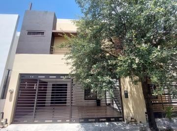 Casa · 200m² · 3 Recámaras · 2 Estacionamientos · Casa en Renta Amueblada en Misión Anáhuac, Escobedo, Nuevo León