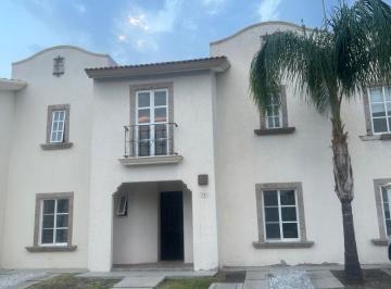 Casa de 3 habitaciones, Querétaro · Casa en Renta en Villa Romana /3 Habitaciones / $13,000