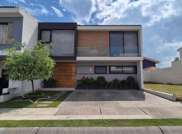 Casa de 4 habitaciones, Tlajomulco de Zúñiga · Casa en Venta en Fracc. Bosques de Santa Anita, Tlajomulco