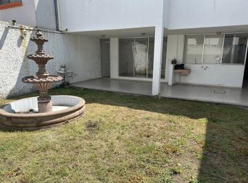Casa · 250m² · 3 Recámaras · 3 Estacionamientos · Casa en Renta en Jardines de La Hacienda