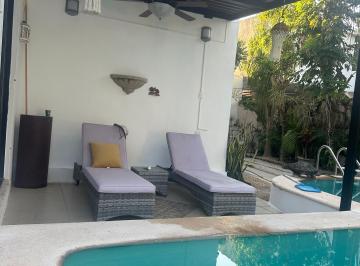 Casa uso de suelo de 4 habitaciones, Mérida · En Renta Casa de 4 Recamaras con Alberca en Zona Norte, Merida Yuc
