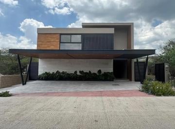 Casa de 4 habitaciones, Querétaro · Casa en Venta Ubicada en Altozano