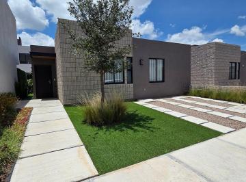 98fdd9519d4644be077a1aadbd891e5cb7707fd1e079c082d8ccc84c29e30d0d · Casa Venta Queretaro Una Sola Planta