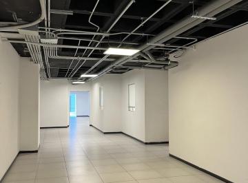 Oficina · 2000m² · 18 Estacionamientos · Oficina en Renta en Iztapalapa.