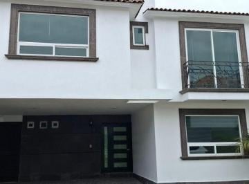 Casa en condominio de 3 habitaciones, Metepec · Casa en Venta en Fraccionamiento en San Salvador Tizatlalli Metepec