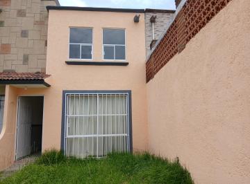 Casa en condominio de 3 habitaciones, Toluca · Bonita Casa Cerca del Aeropuerto Salida Rápida Cdmx