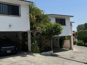 Casa en condominio de 4 habitaciones, Cuernavaca · En Venta Casa en Condominio en Lomas de Atzingo en Cuernavaca, Morelos