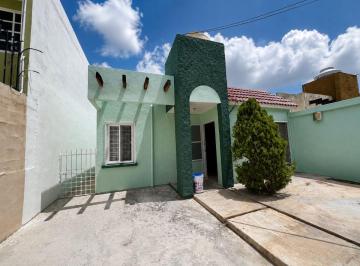 Casa de 2 habitaciones, Benito Juárez · Hermosa Casa de un Solo Nivel en Renta — Cancúnexcelente Ubicación: Cerca de Av Kohunlich