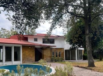 02-Frente casa y Alberca (1).jpeg · Casa en Renta en San Jerónimo Lídice