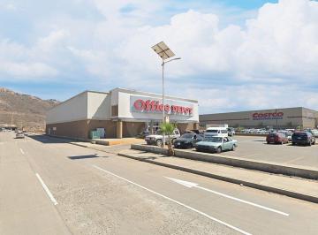Local comercial · 1571m² · 12 Estacionamientos · Local en Renta en El Naranjo