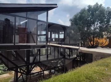 Casa · 537m² · 3 Recámaras · 3 Estacionamientos · Real de Tetela: Casa en Venta en Tzompantle Norte