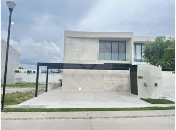 Casa en condominio de 4 habitaciones, Bahía de Banderas · Cañadas: Casa en Condominio en Venta en Fraccionamiento Bahía de Banderas