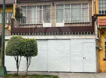 PHOTO-2026-02-11-19-55-47.jpg · Casa en Venta en Letrán Valle