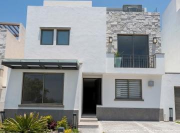 N/A · Casa en Renta en Punta Esmeralda, Corregidora Queretaro.