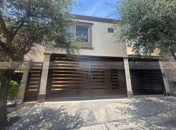 Casa · 280m² · 3 Recámaras · 2 Estacionamientos · Casa en Renta en Vistancias
