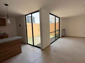 Casa de 3 habitaciones, Cuautlancingo · Casa con Roofgarden y 3 Recámaras en Venta en Fracc Atrás de Plaza Sn Diego