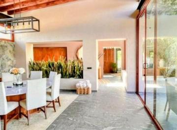 Casa en condominio · 1602m² · 5 Recámaras · 6 Estacionamientos · Casa en Condominio - Club de Golf Desarrollo Las Ventanas