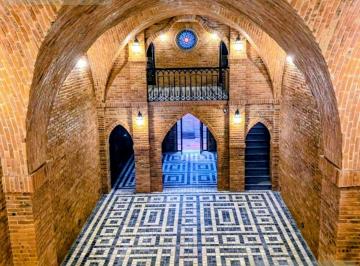 Local comercial · 230m² · Local - San Antonio