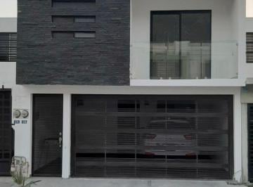 Casa de 3 habitaciones, Santa Catarina · Casa en Venta Villas del Mirador Santa Catarina