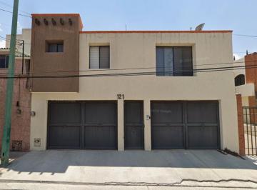 Casa de 4 habitaciones, San Luis Potosí · Venta de Hermosa Casa Ubicada en Lomas 4ta Secc, San Luis Potosi