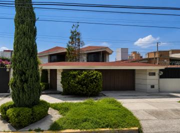 Casa de 6 habitaciones, Naucalpan de Juárez · Venta de Casa en Naucalpan de Juarez Estado de Mexico.