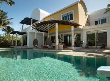 Casa · 1181m² · 5 Recámaras · 5 Estacionamientos · Casa en Venta, Costa Mujeres, Isla Mujeres