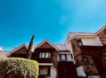 ad4f4f2da878cd00b8c4766e9f537c43dba50218d306a7ef6b9b810ff0152de6 · Casa en Venta en Fuentes de Tepepan, Tlalpan.