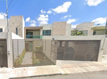 Casa de 4 habitaciones, Mérida · Venta de Casa en Calle 25 Fraccionamiento Montebello Mérida Yucatán