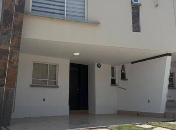 Casa de 3 habitaciones, León · Casa en Renta - Cañada Diamante (Zona Norte - Frente a La Antorcha)