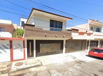Casa de 4 habitaciones, Boca del Río · Propiedad en Venta en Av Bellavista 612 Coatzacoalcos Veracruz