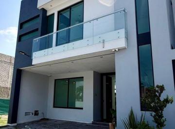 Casa en condominio de 5 habitaciones, Zapopan · Casa de Lujo en Jardín Real Zapopan | 5 Recámaras, Alberca y Gran Terraza